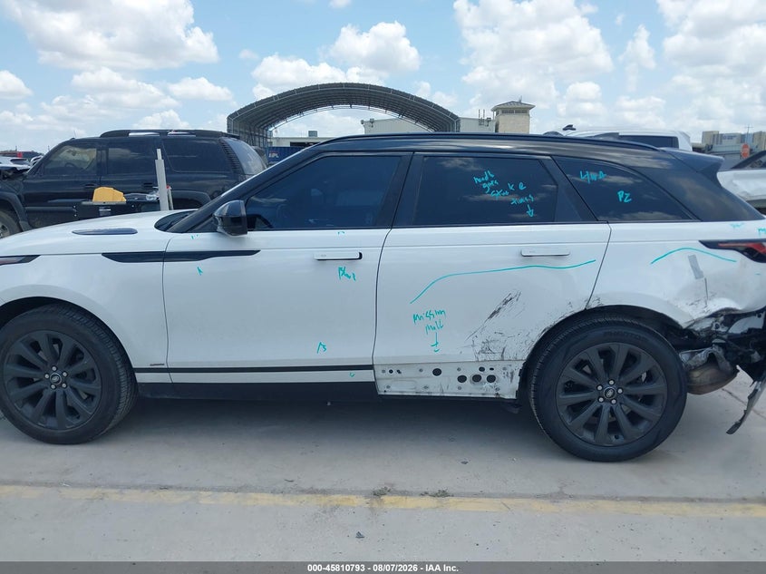 LAND ROVER RANGE ROVER VELAR - zdjęcie 14