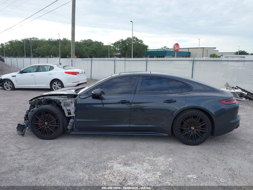 PORSCHE PANAMERA - zdjęcie 14