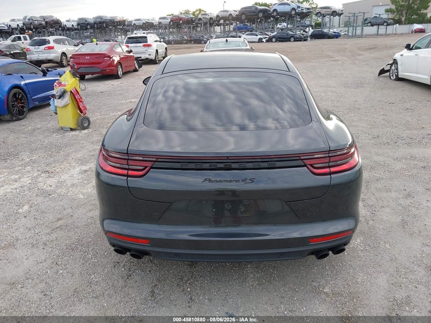 PORSCHE PANAMERA - zdjęcie 16