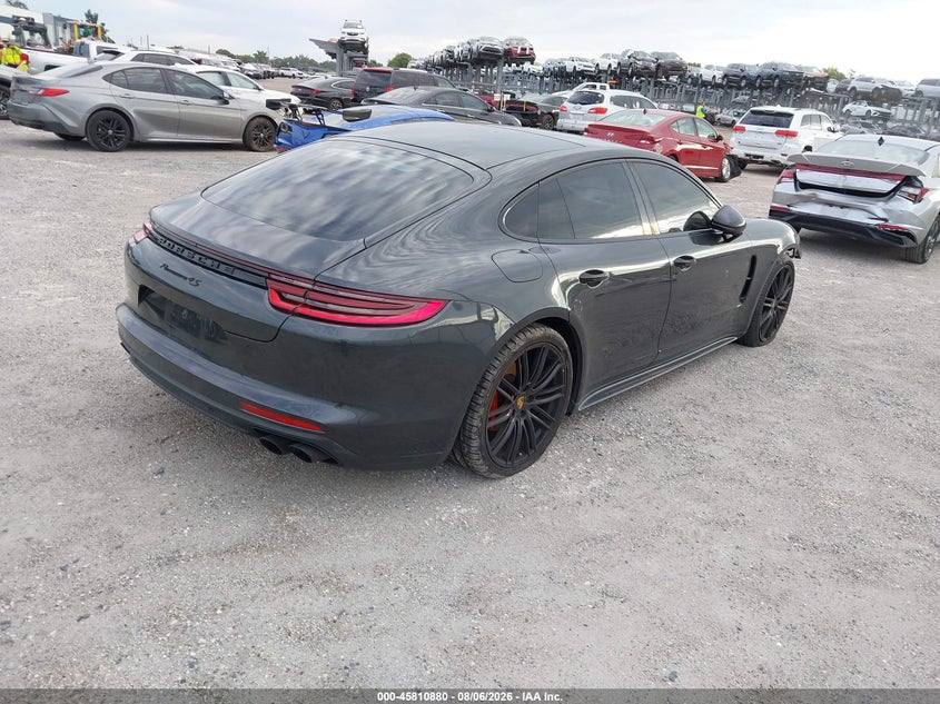 PORSCHE PANAMERA - zdjęcie 4