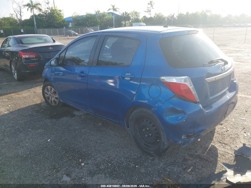 Vin: jtdktud34cd536569, lot: 46309728, toyota yaris l 20123