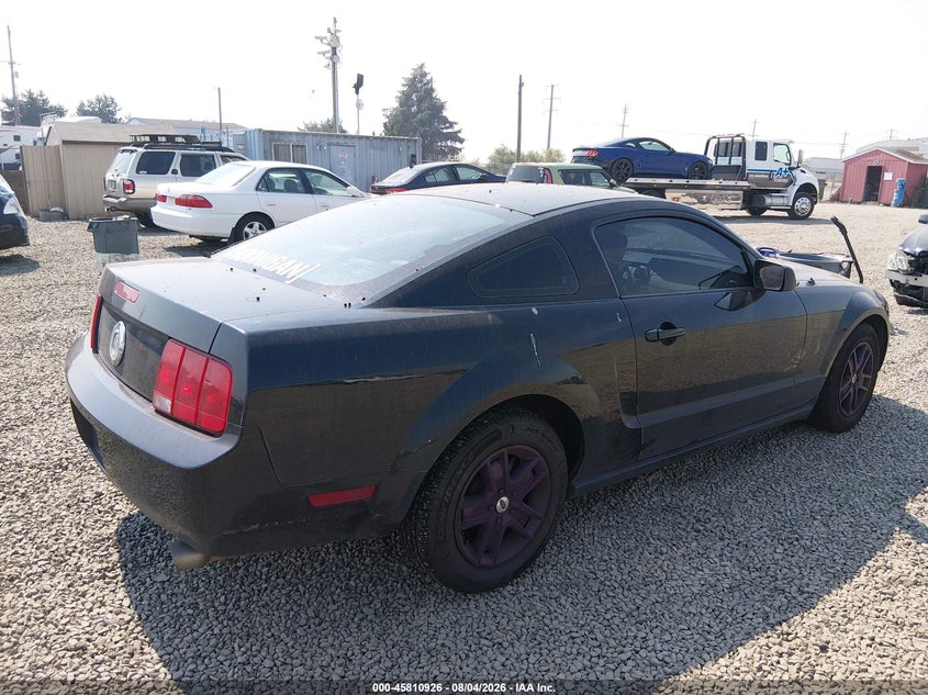 2006 FORD MUSTANG auction photo 4