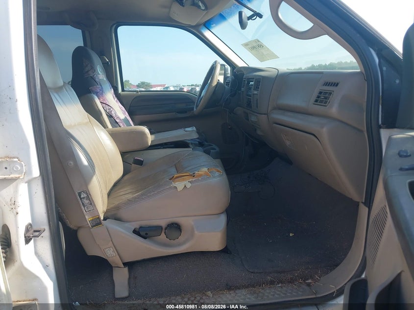 2000 FORD EXCURSION auction photo 5