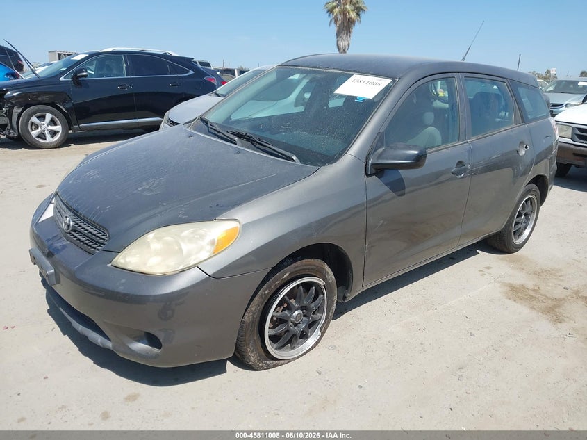 2005 Toyota Matrix, Left Front, IAAI, VIN 2T1KR32E65C448975 — photo 2