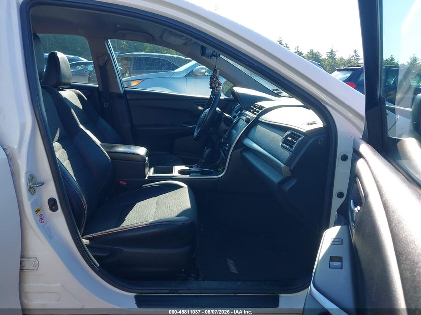 2017 TOYOTA CAMRY auction photo 5