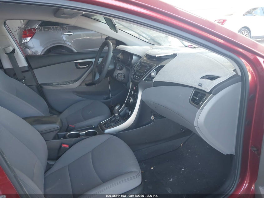 2016 HYUNDAI ELANTRA auction photo 5