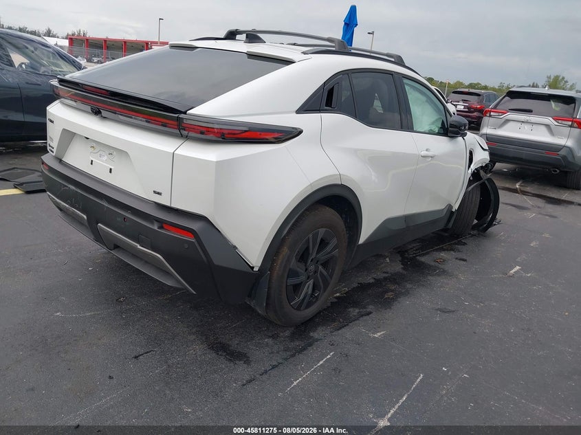 Vin: jtmaaaad7tj015103, lot: 46310121, toyota c-hr se 20264