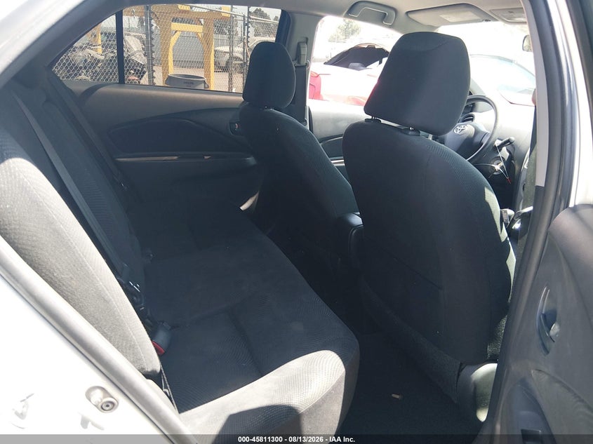 2012 TOYOTA YARIS auction photo 8