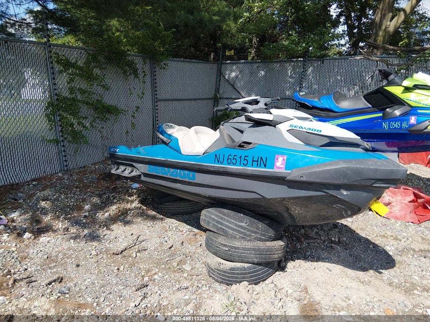 2020 SEADOO GTX 230 auction photo 1
