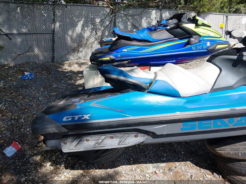 2020 SEADOO GTX 230 auction photo 8