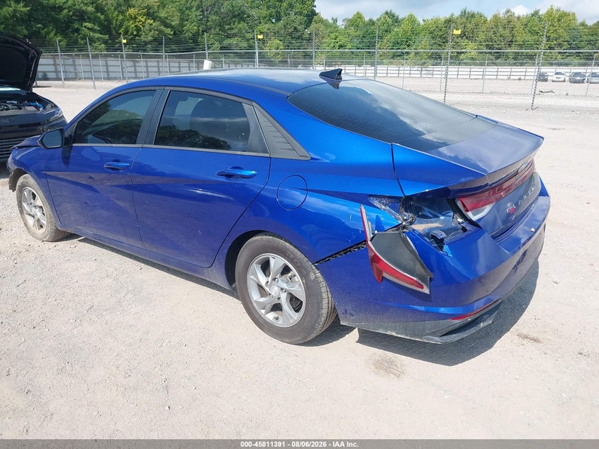 2021 HYUNDAI ELANTRA auction photo 3
