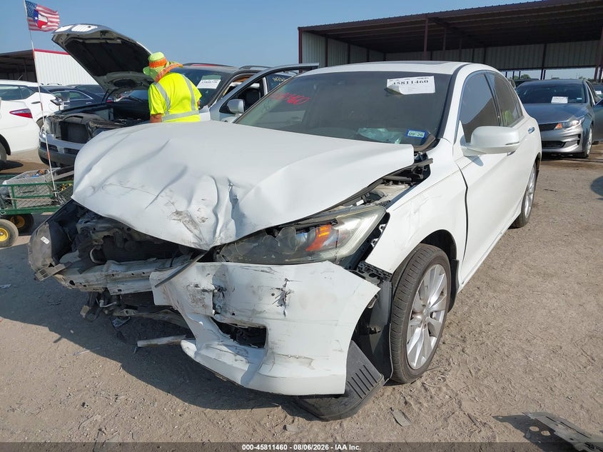 2013 Honda Accord, Front End, IAAI, VIN 1HGCR3F82DA002738 — photo 2
