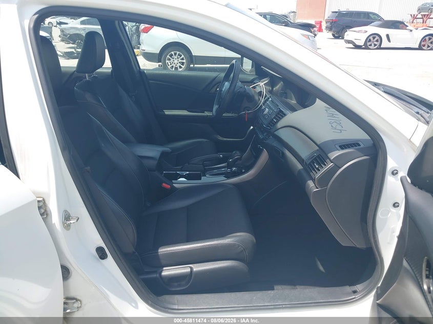 2017 HONDA ACCORD auction photo 5
