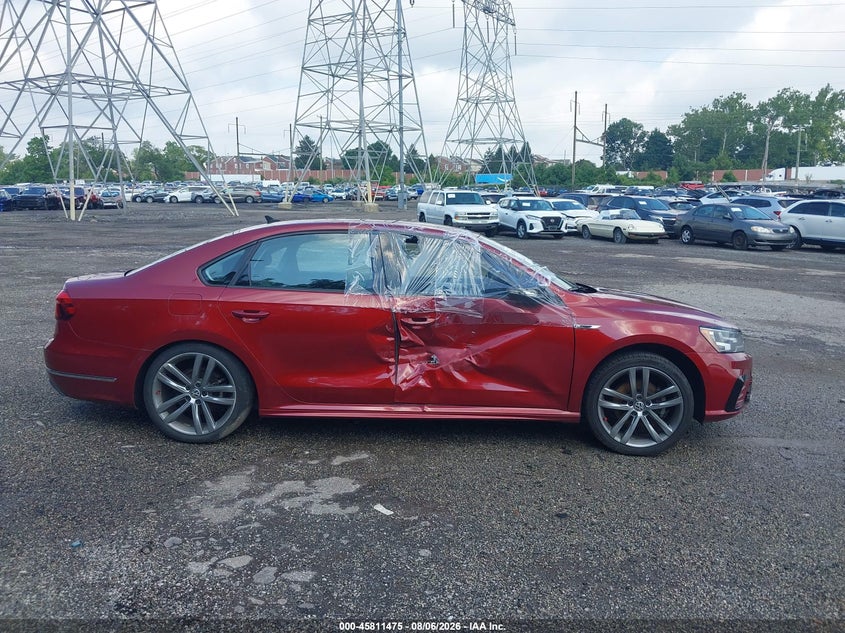 VOLKSWAGEN PASSAT 2018 VIN 1VWAA7A33JC027113