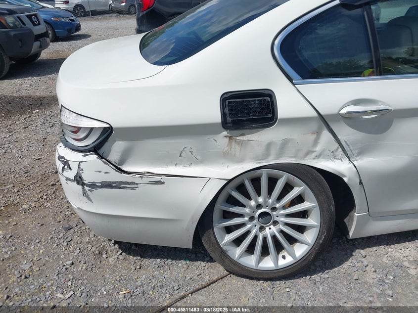 2011 BMW 535I auction photo 6