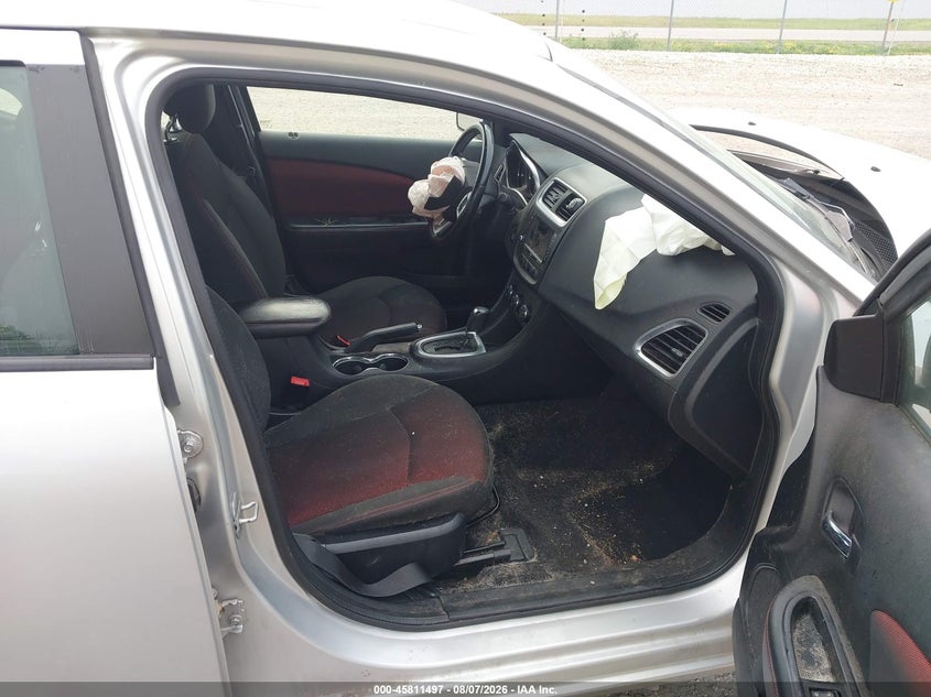 2011 DODGE AVENGER auction photo 5