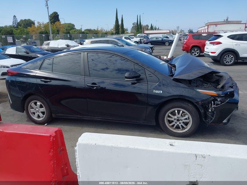 TOYOTA PRIUS PRIME - zdjęcie 13