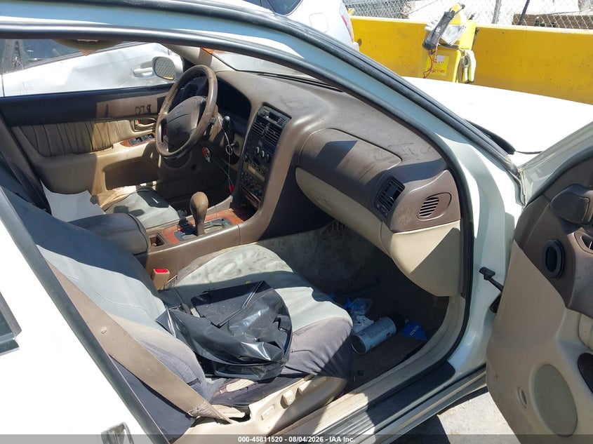 1996 LEXUS GS auction photo 5