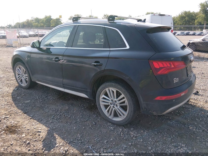 Vin: wa1bnafy0j2007060, lot: 46310451, audi q5 2.0t premium/2.0t tech premium 20183
