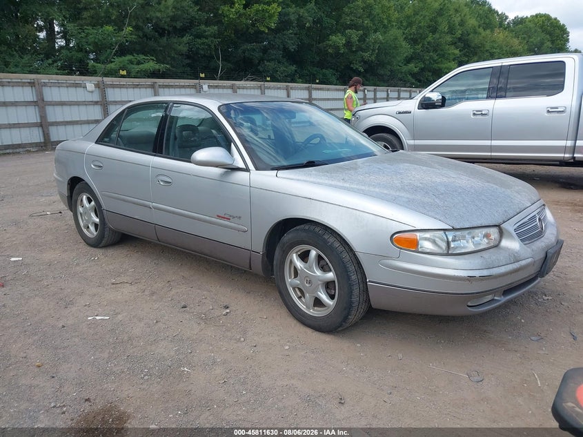 2000 BUICK REGAL auction photo 1