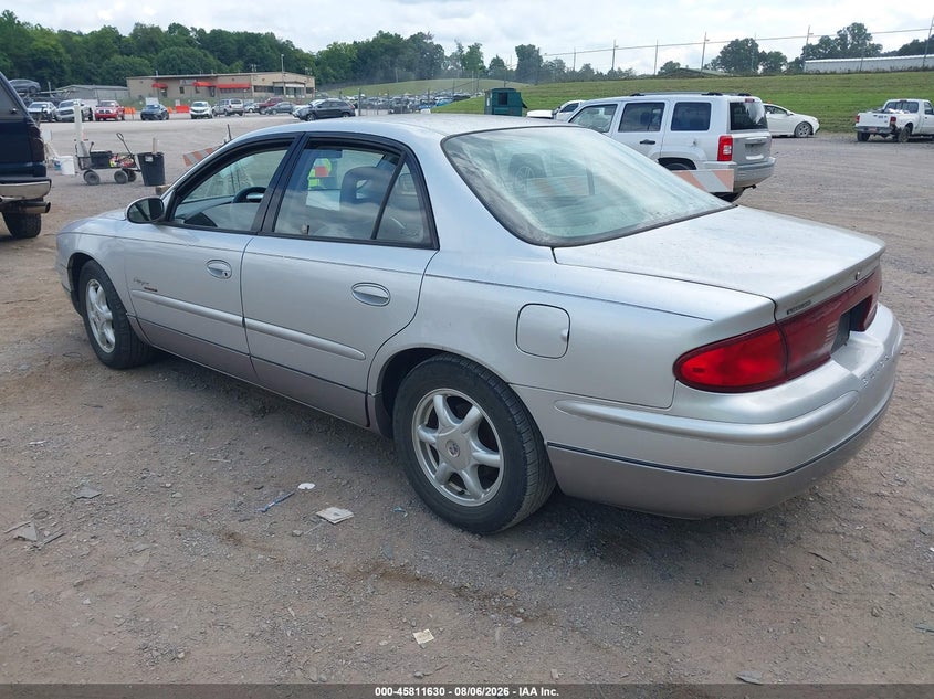 2000 BUICK REGAL auction photo 3