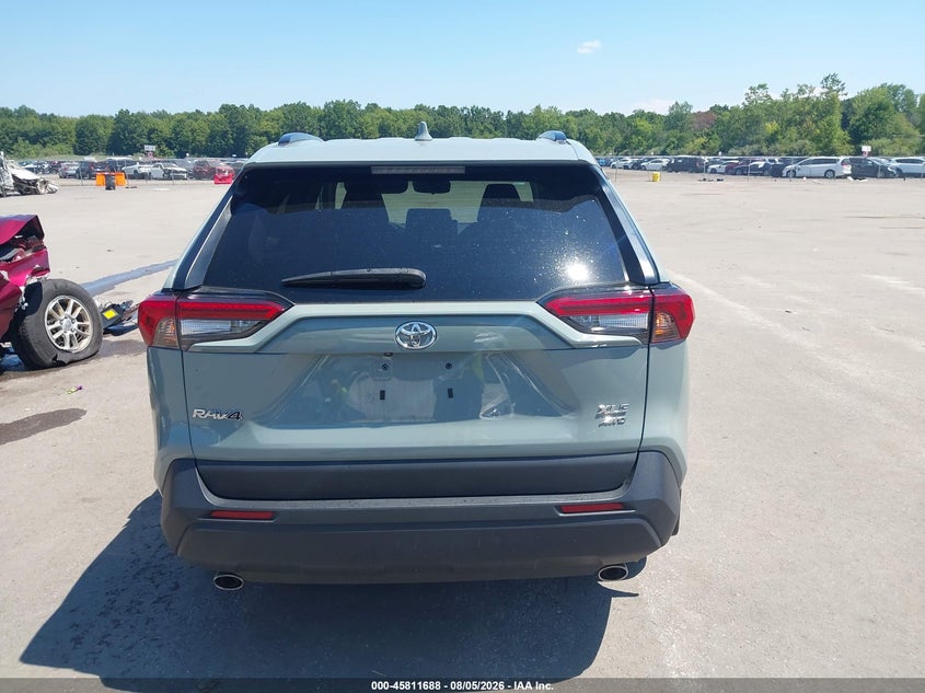TOYOTA RAV4 - zdjęcie 16