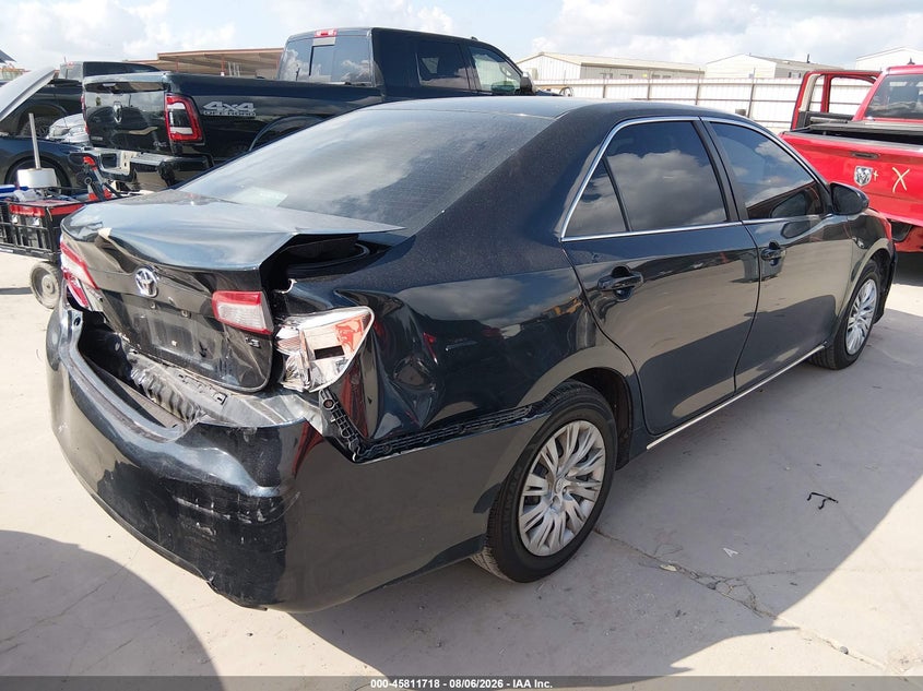 Vin: 4t1bf1fk6eu319999, lot: 46310564, toyota camry le 20144