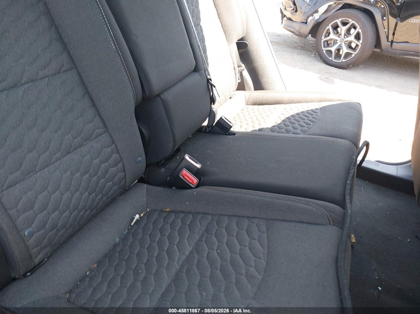 2021 CHEVROLET EQUINOX auction photo 8
