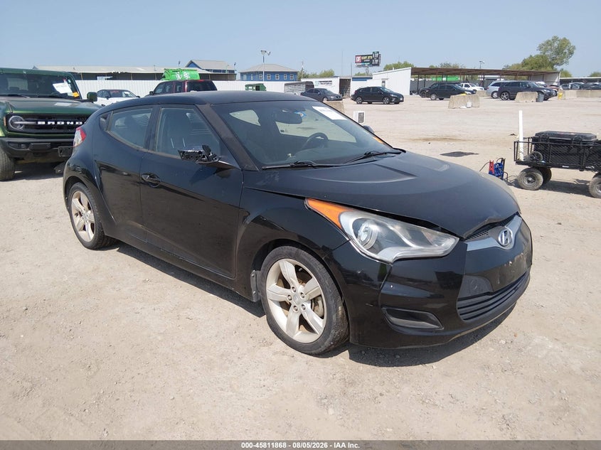 2013 HYUNDAI VELOSTER — zdjęcie z aukcji