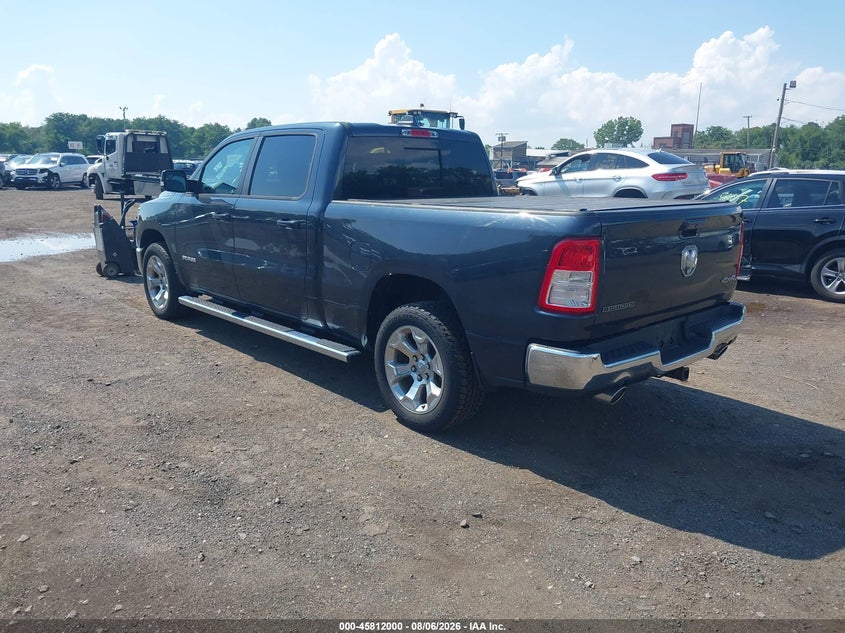 Vin: 1c6srfmtxmn572327, lot: 46310846, ram 1500 big horn  4x4 6'4 box 20213