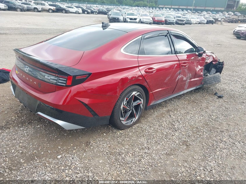 2024 HYUNDAI SONATA auction photo 4