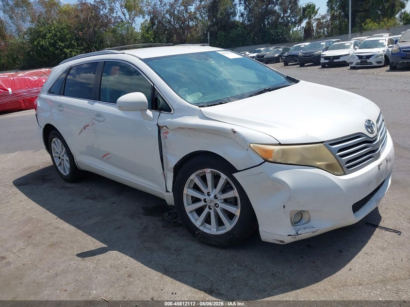 2010 TOYOTA VENZA auction photo 1