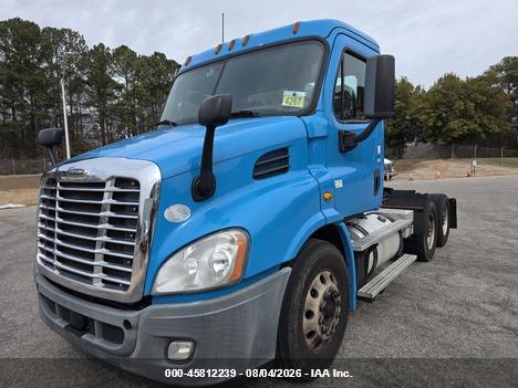 2016 FREIGHTLINER CASCADIA 113 auction photo 2