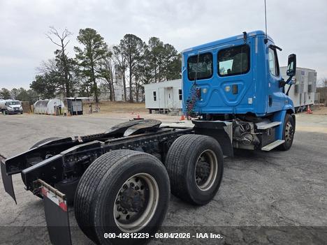 2016 FREIGHTLINER CASCADIA 113 auction photo 4