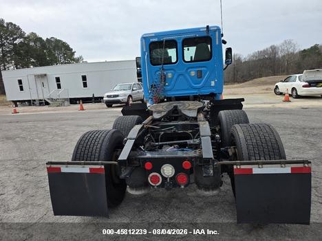 2016 FREIGHTLINER CASCADIA 113 auction photo 8
