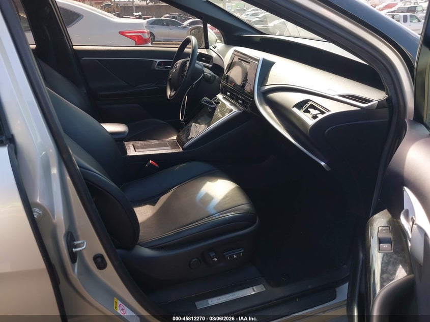 2017 TOYOTA MIRAI auction photo 5