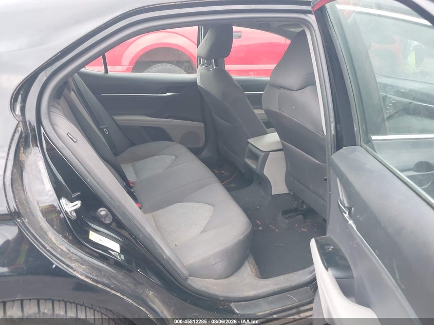 2018 TOYOTA CAMRY auction photo 8
