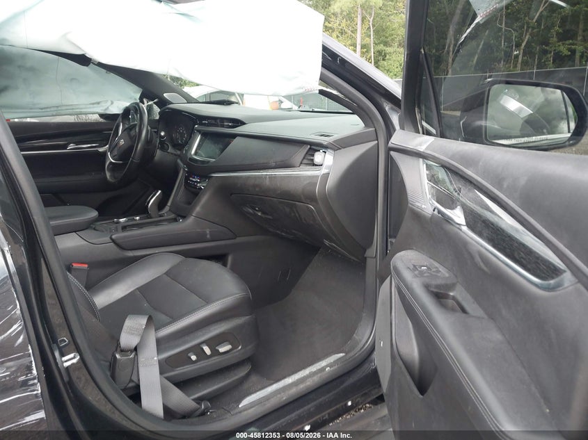 CADILLAC XT5 - zdjęcie 5