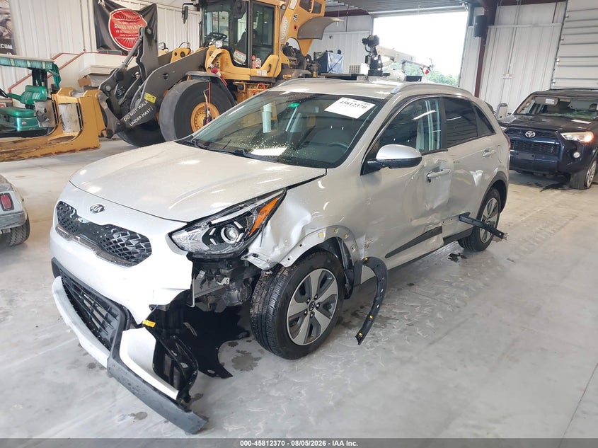 Vin: kndcb3lc8l5359845, lot: 46311216, kia niro lx 20202