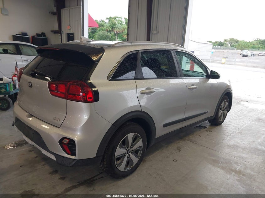 Vin: kndcb3lc8l5359845, lot: 46311216, kia niro lx 20204