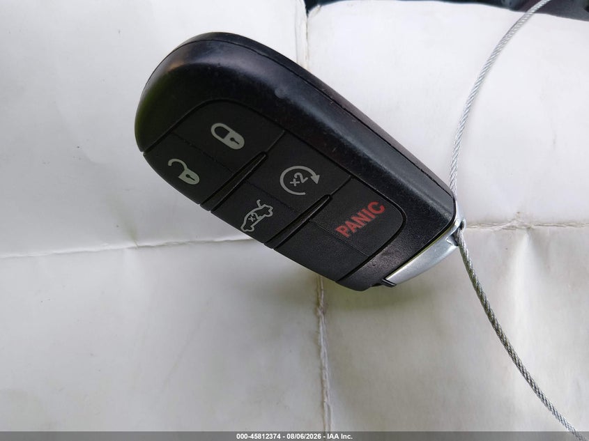 DODGE CHALLENGER - zdjęcie 11