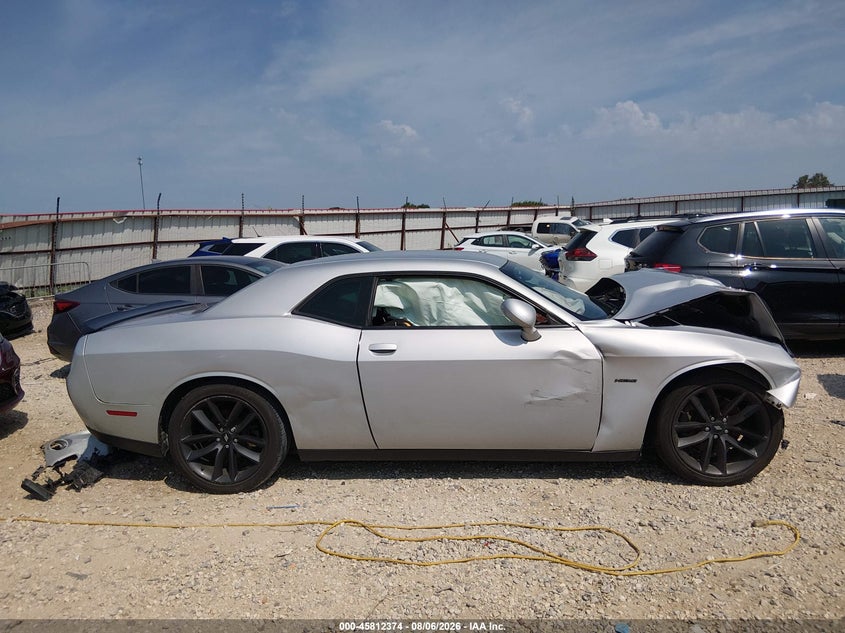 DODGE CHALLENGER - zdjęcie 14