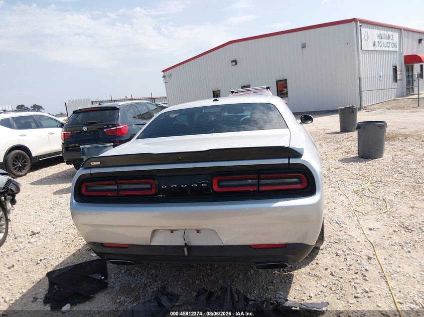 DODGE CHALLENGER - zdjęcie 17