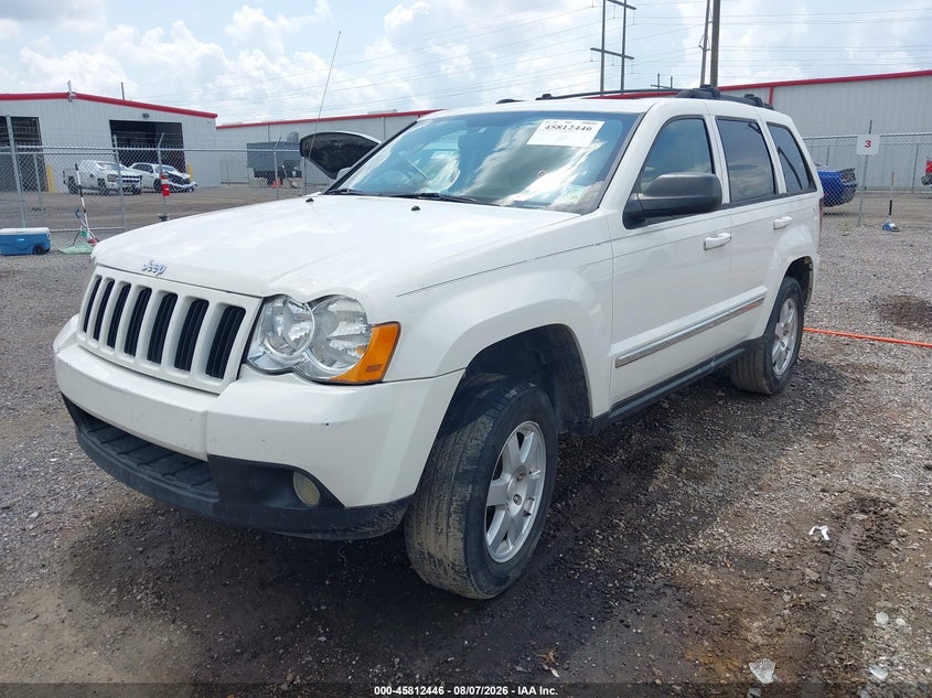 2010 JEEP GRAND CHEROKEE auction photo 2