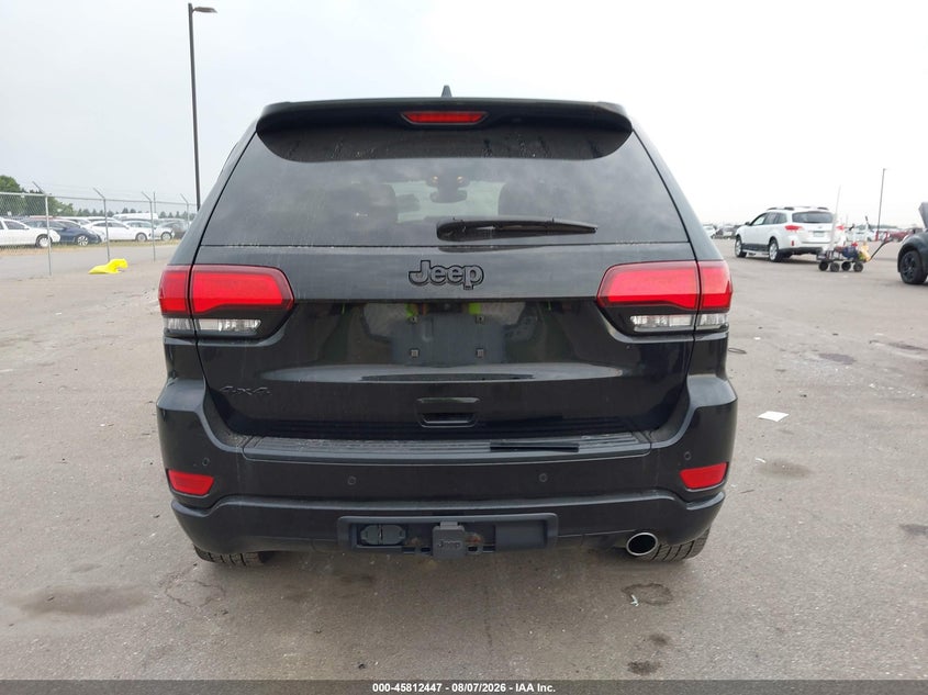 JEEP GRAND CHEROKEE - zdjęcie 16