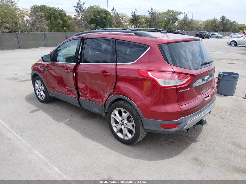 Vin: 1fmcu0hx2duc62308, lot: 46311298, ford escape sel 20133