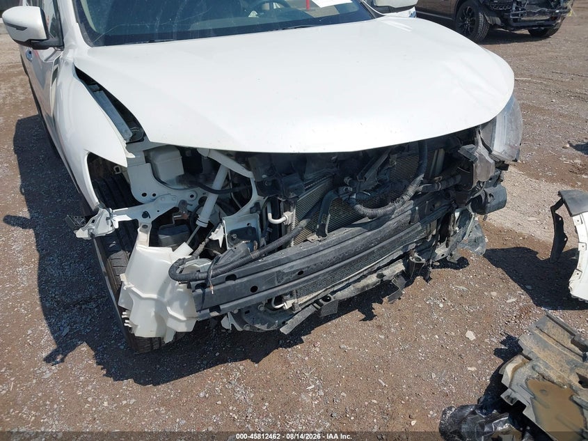 2017 NISSAN ROGUE auction photo 6