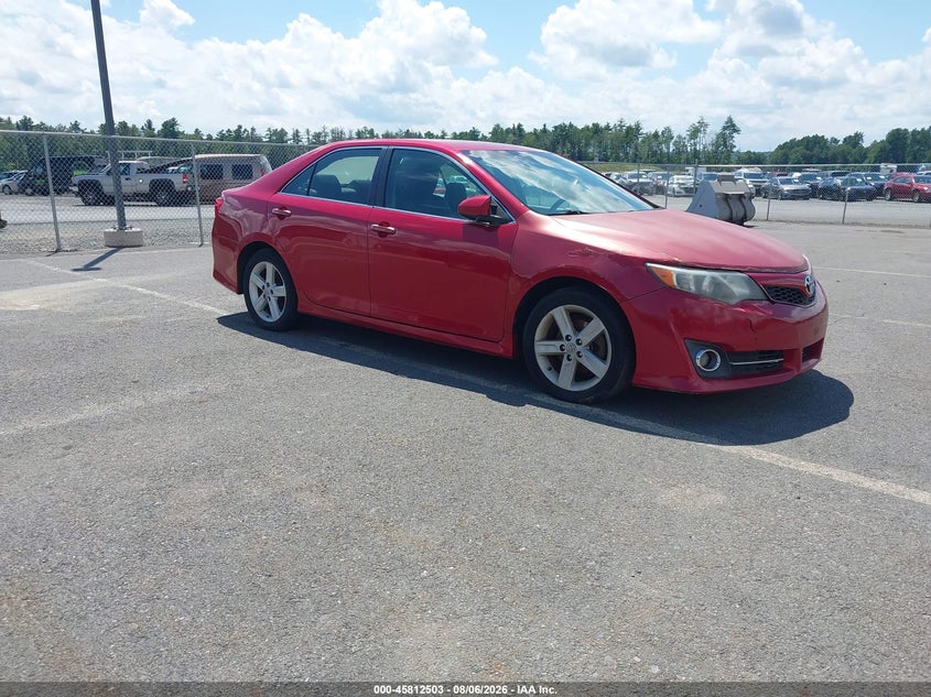 Vin: 4t1bf1fk2du657107, lot: 46311349, toyota camry se 2013 img_1