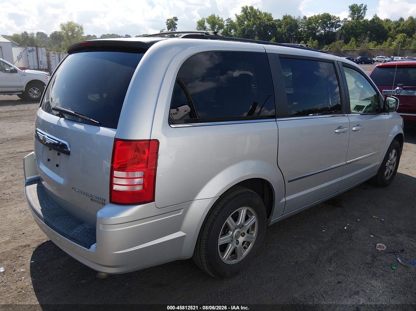 Vin: 2a4rr5d12ar206077, lot: 46311367, chrysler town & country touring 20104