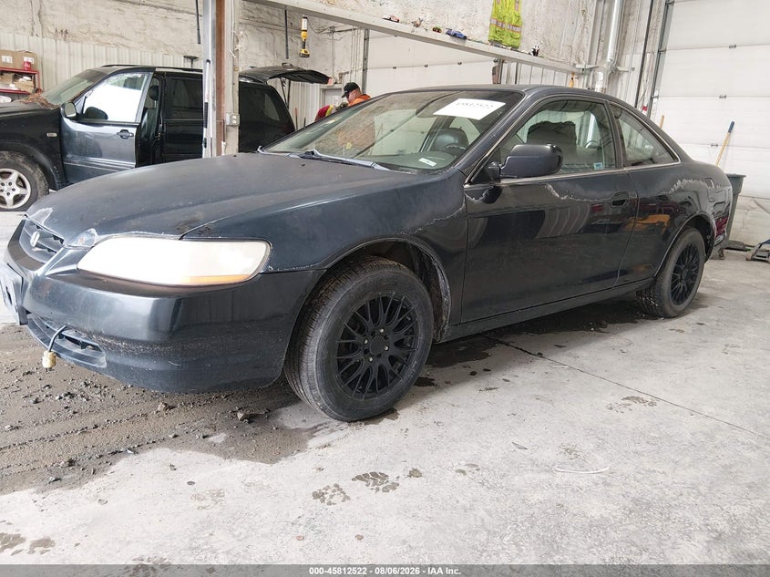 2000 Honda Accord 2.3 Ex, Normal Wear & Tear, IAAI, VIN 1HGCG3277YA031547 — photo 2